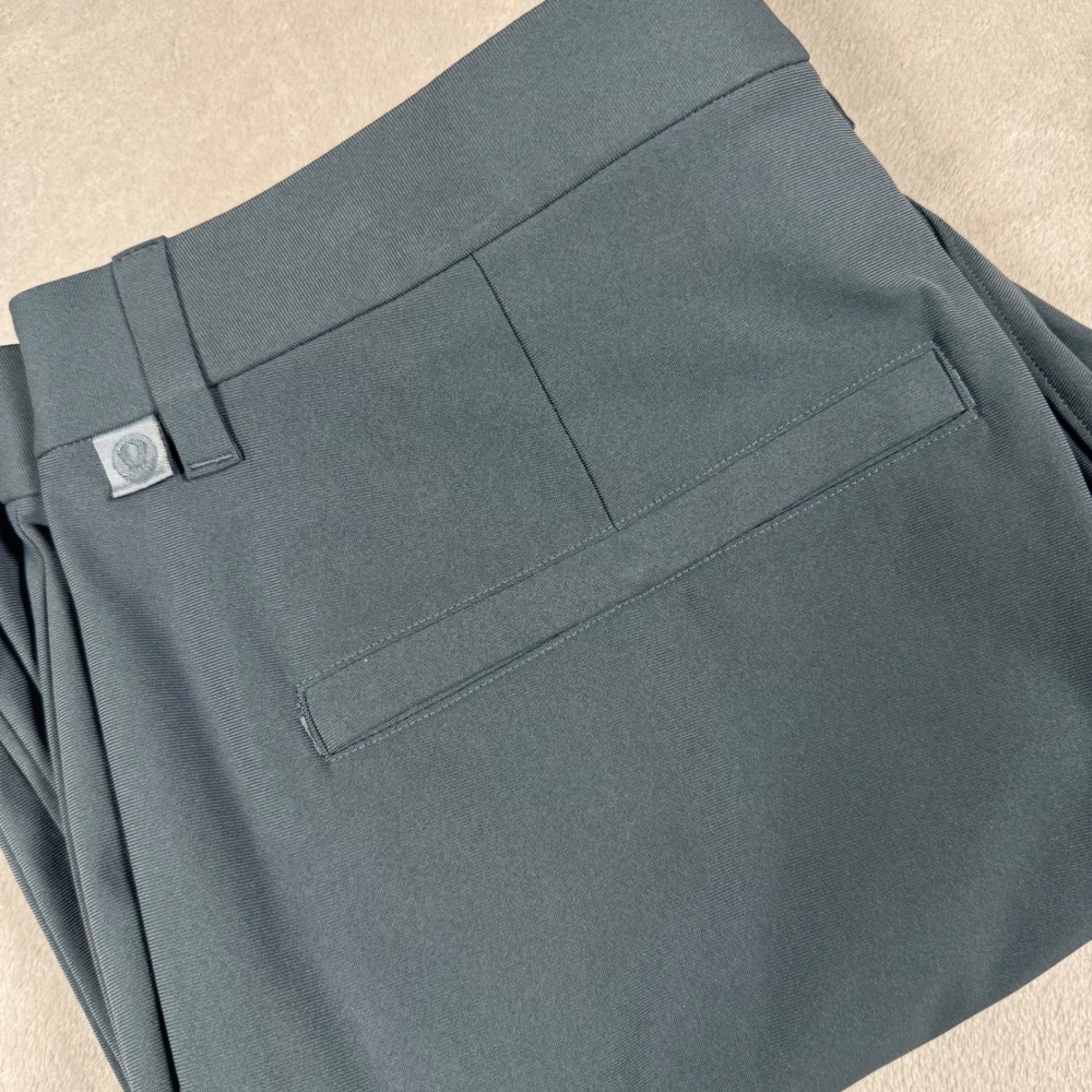 Lululemon Commission Slim-Fit Pant Mens 33 Grey Warpstreme Chino LM5AR2S